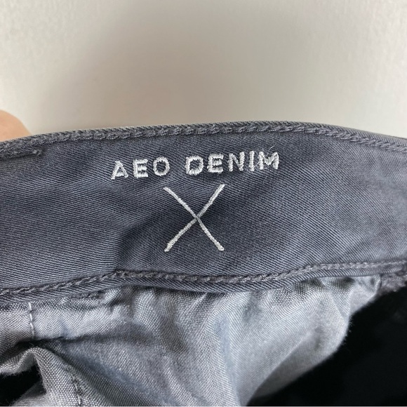 American Eagle AEO Denim Stretchy Gray Jeggings Jeans Pants Size 4 Regular - Picture 5 of 5